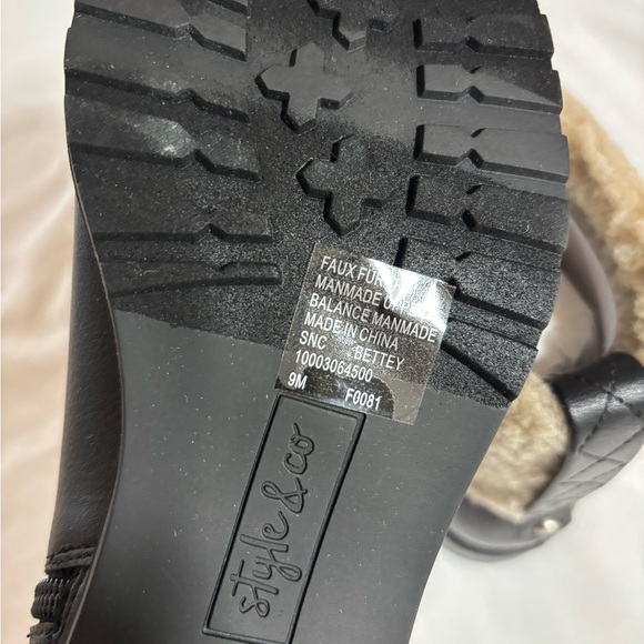 Style & Co. Black and Cream Winter Boots - Picture 5 of 6